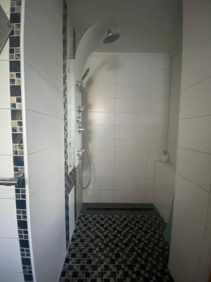 Studio-Appartement Neunburg Vorm Wald Exteriör bild